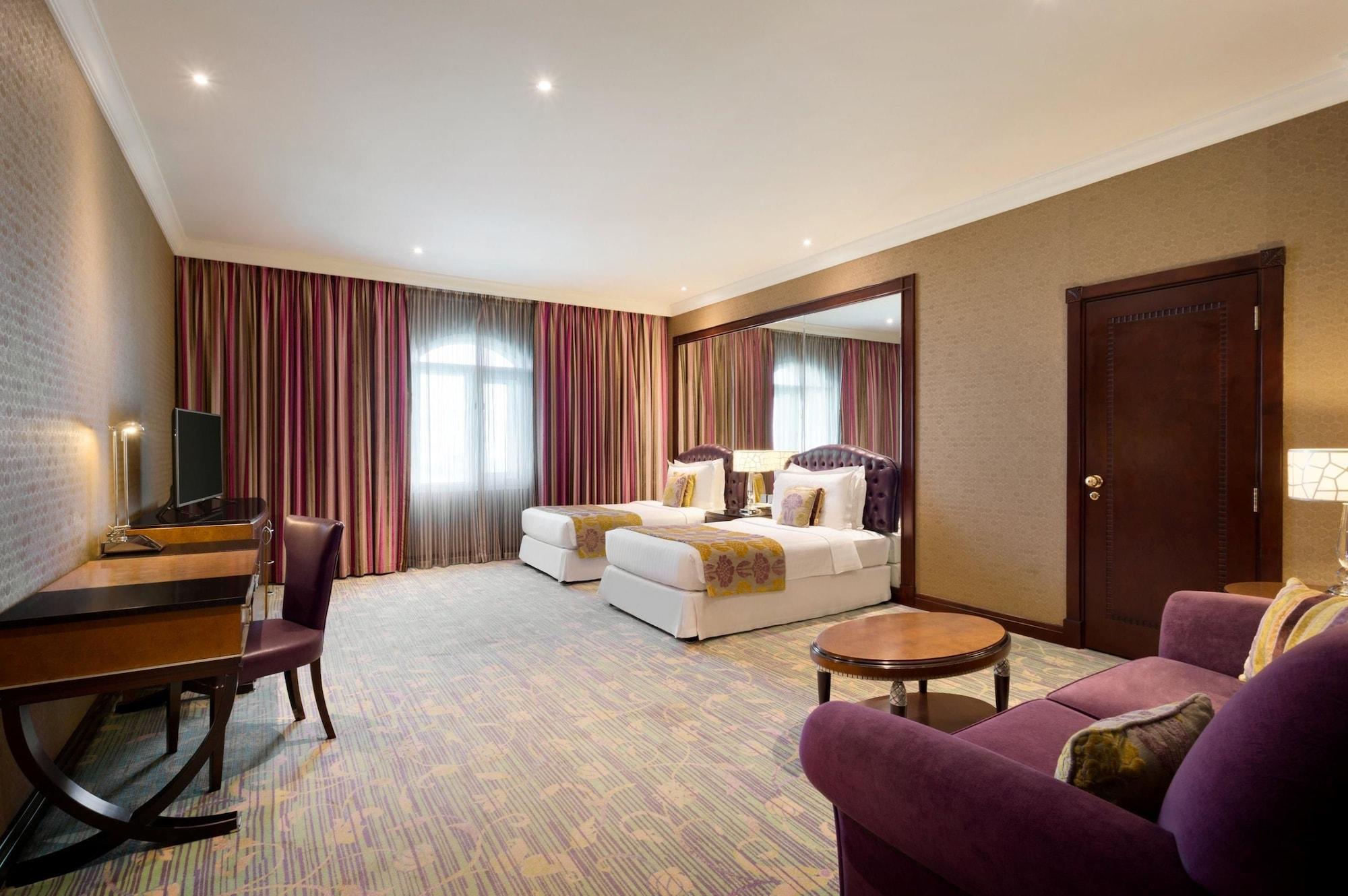 Grand Regency Doha, Trademark Collection By Wyndham Exterior foto Suite