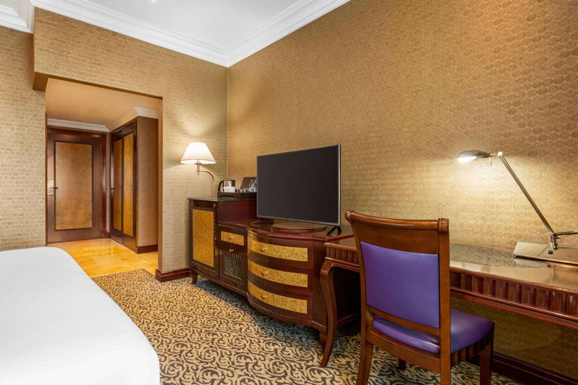 Grand Regency Doha, Trademark Collection By Wyndham Exterior foto A room at the hotel